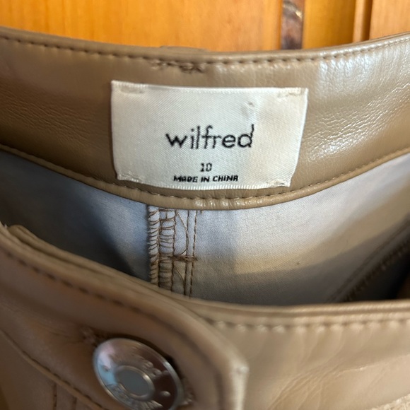 Melina aritzia faux leather  pants - Picture 4 of 7